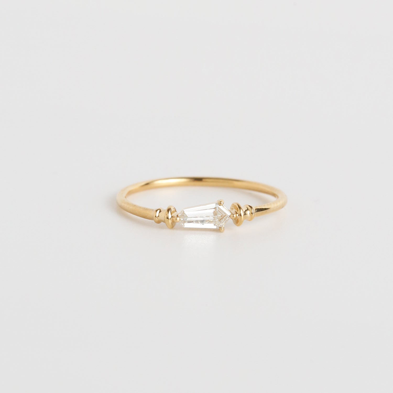 Lance | Fancy cut Diamond Ring