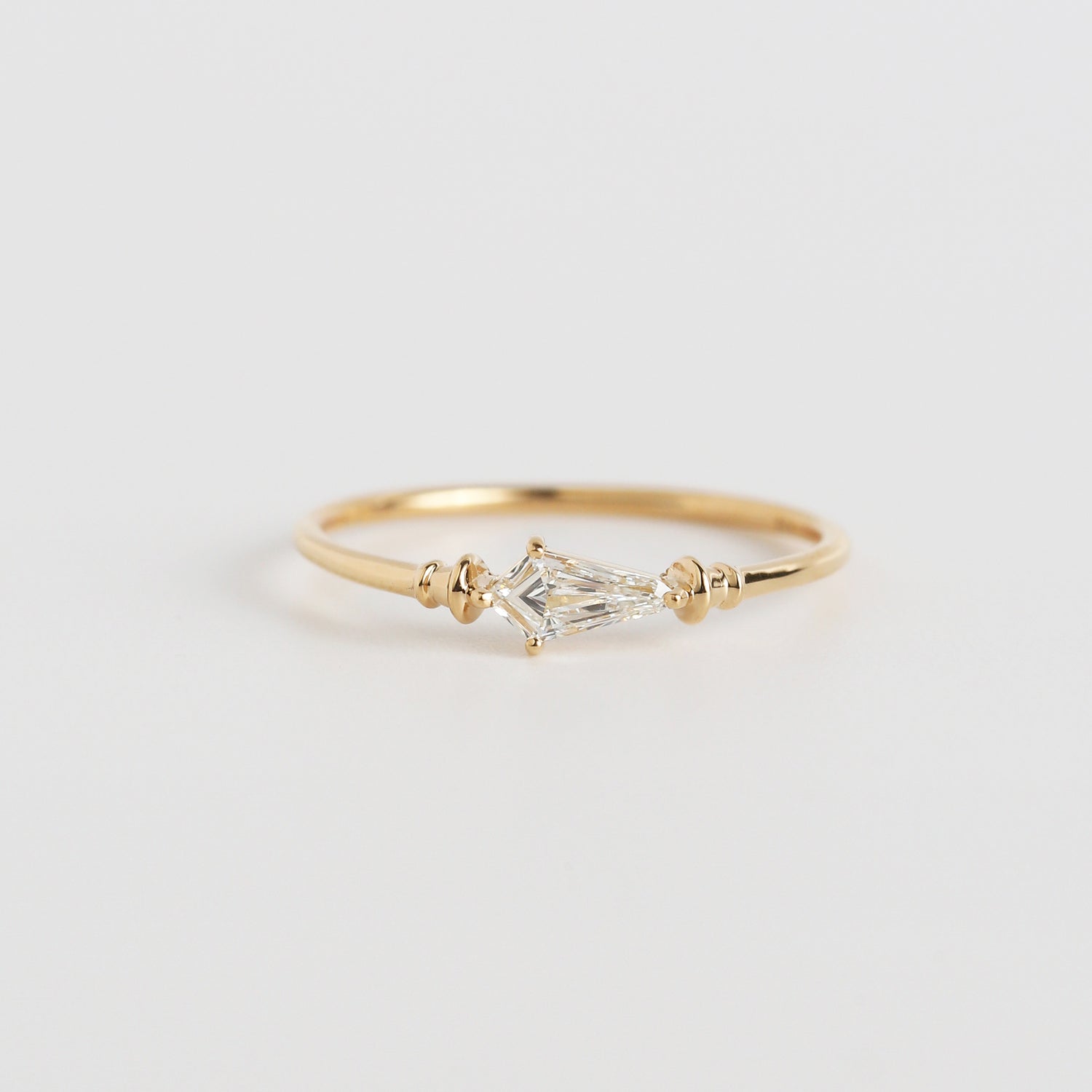 Lance | Fancy cut Diamond Ring
