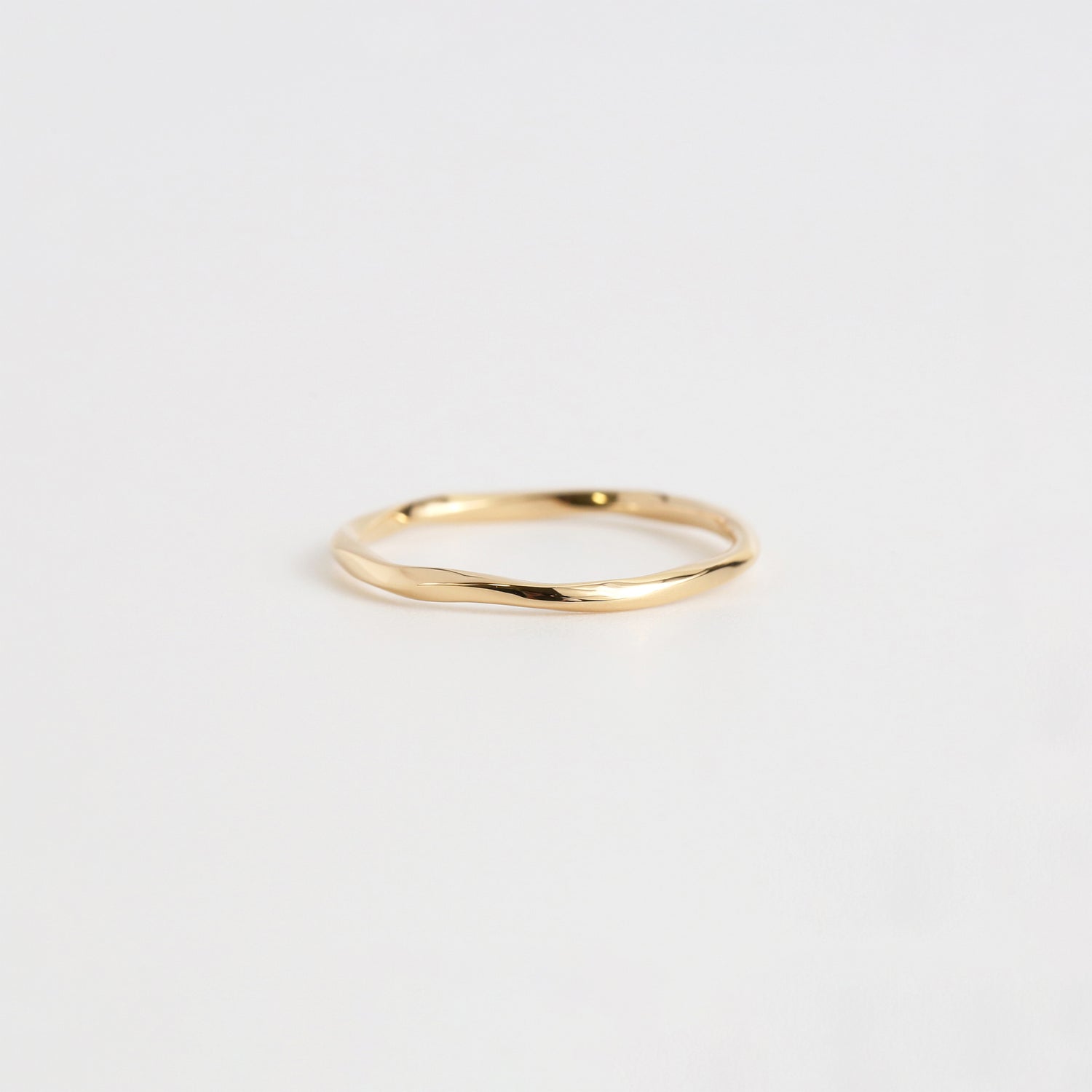 Torquent Ring