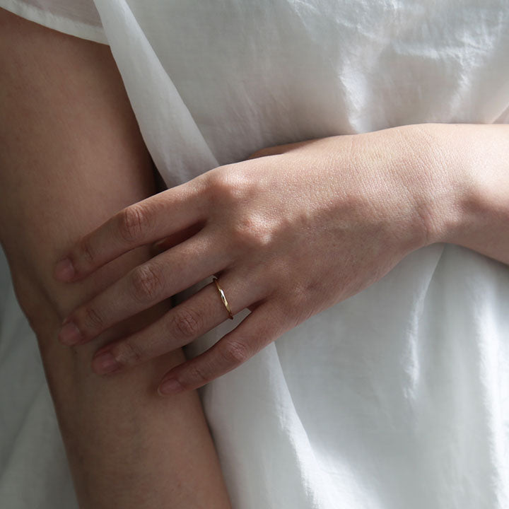 Torquent Ring