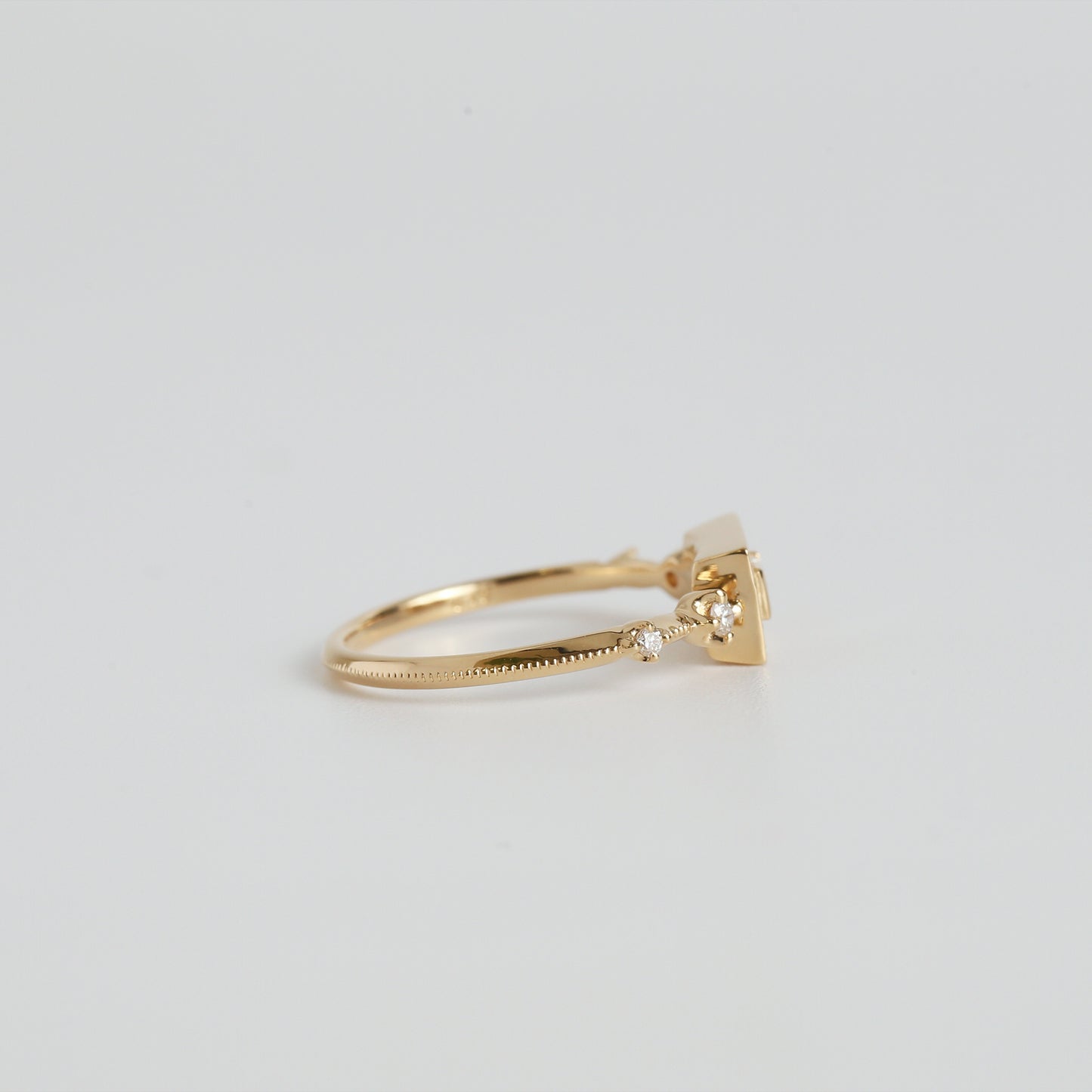 Allure Ring