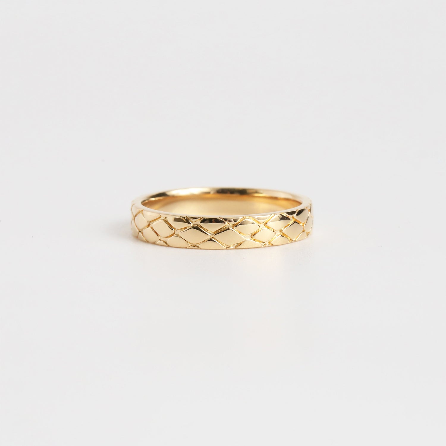 Emboss Ring / PYTHON