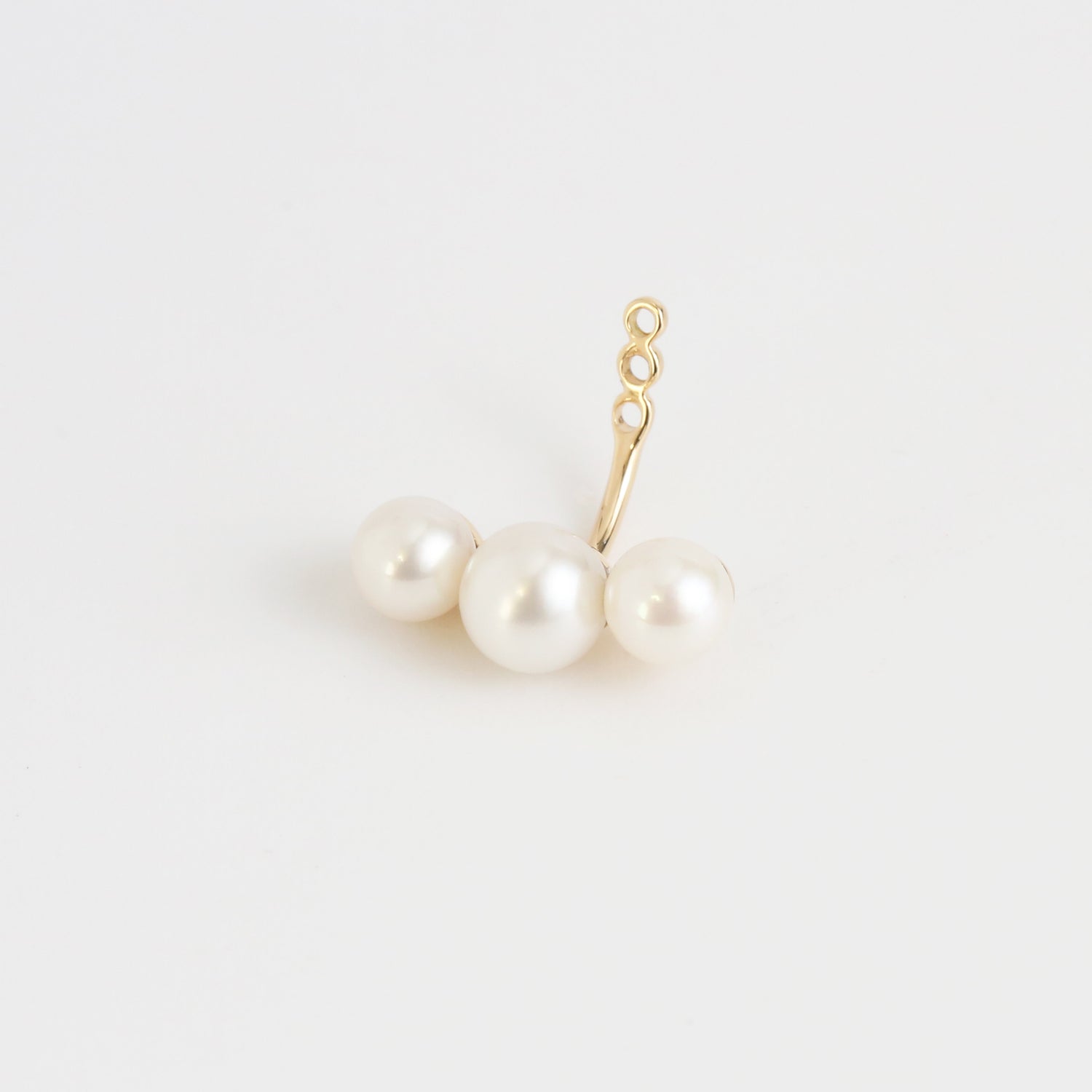 Pearl Pierce Charm 02
