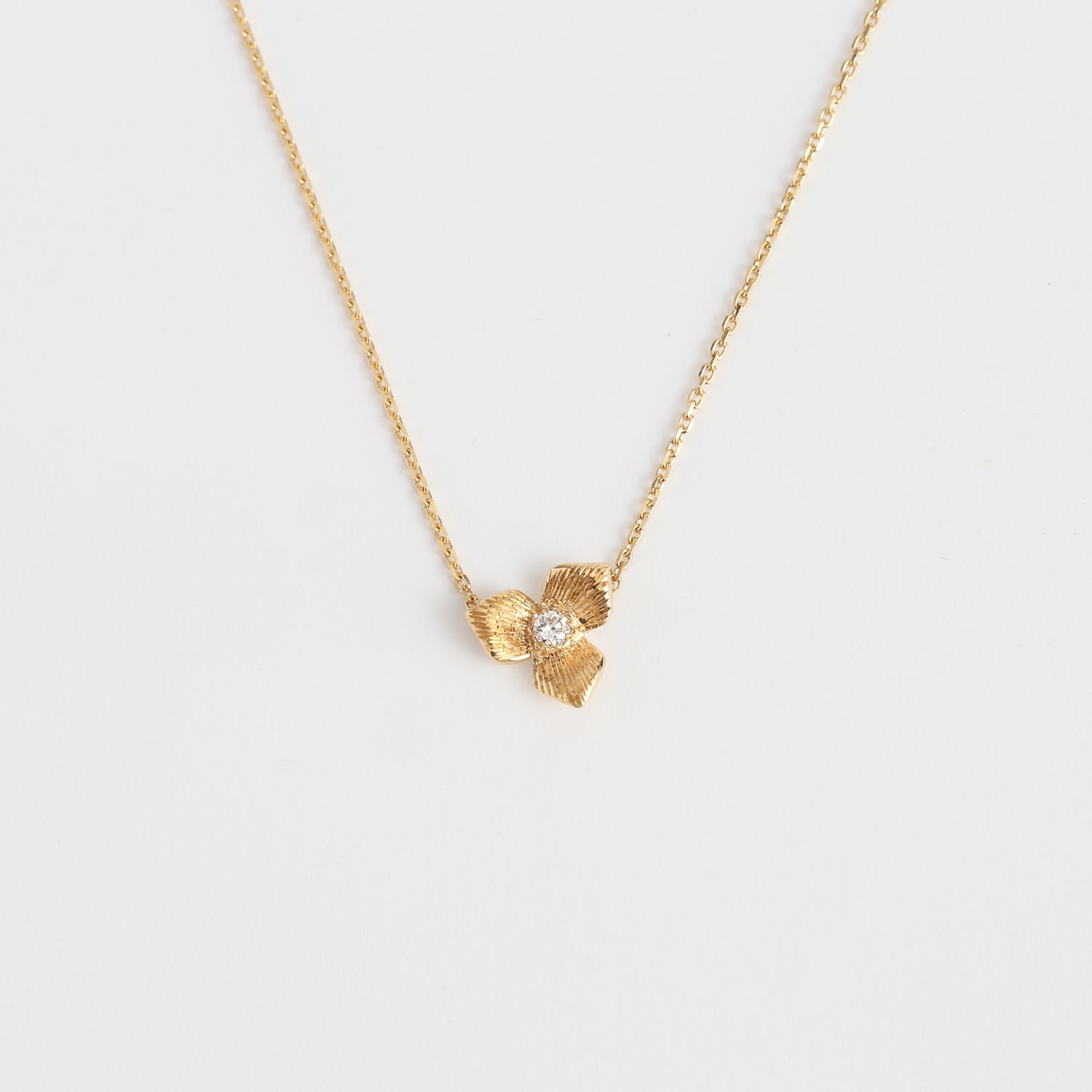 Trillium / Necklace