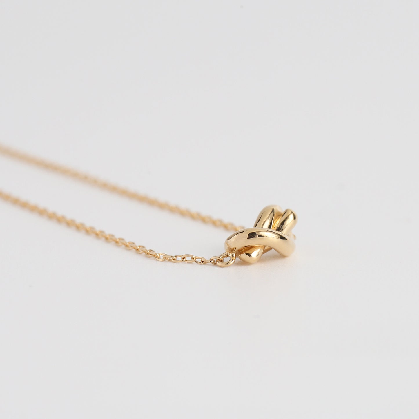 KNOT Necklace