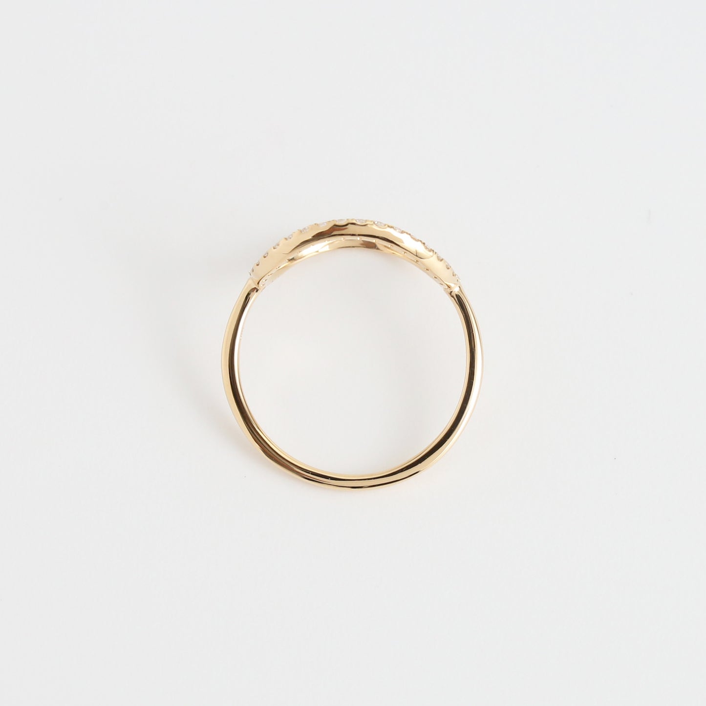 Circle Diamond Ring