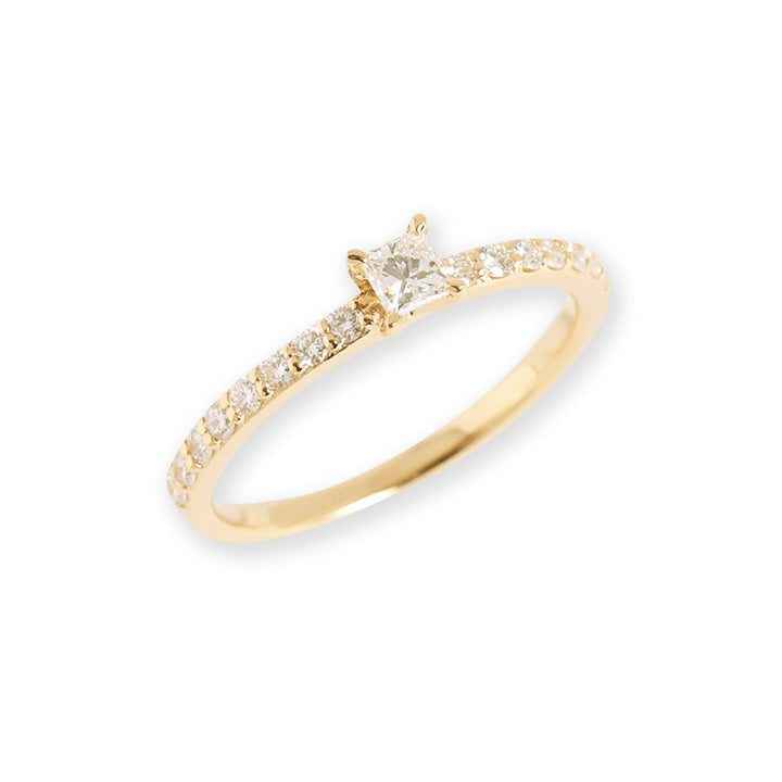 Princess Diamond Ring – Avaron STANDARD JEWELRY