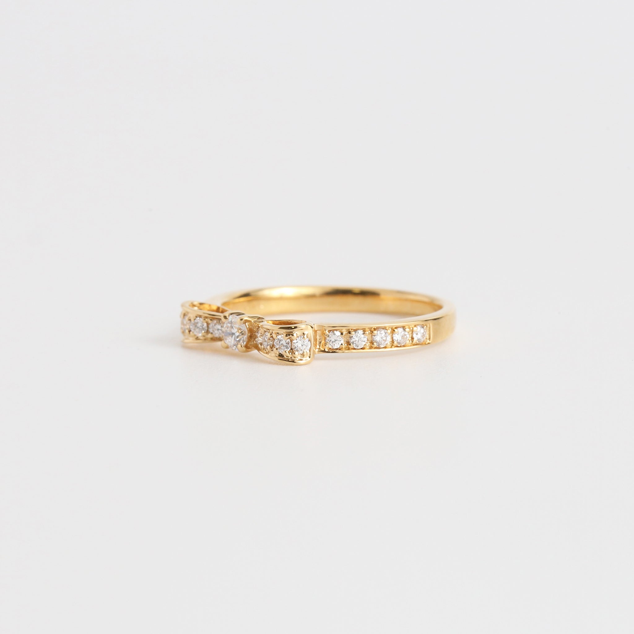 Ribbon Ring – AVARON