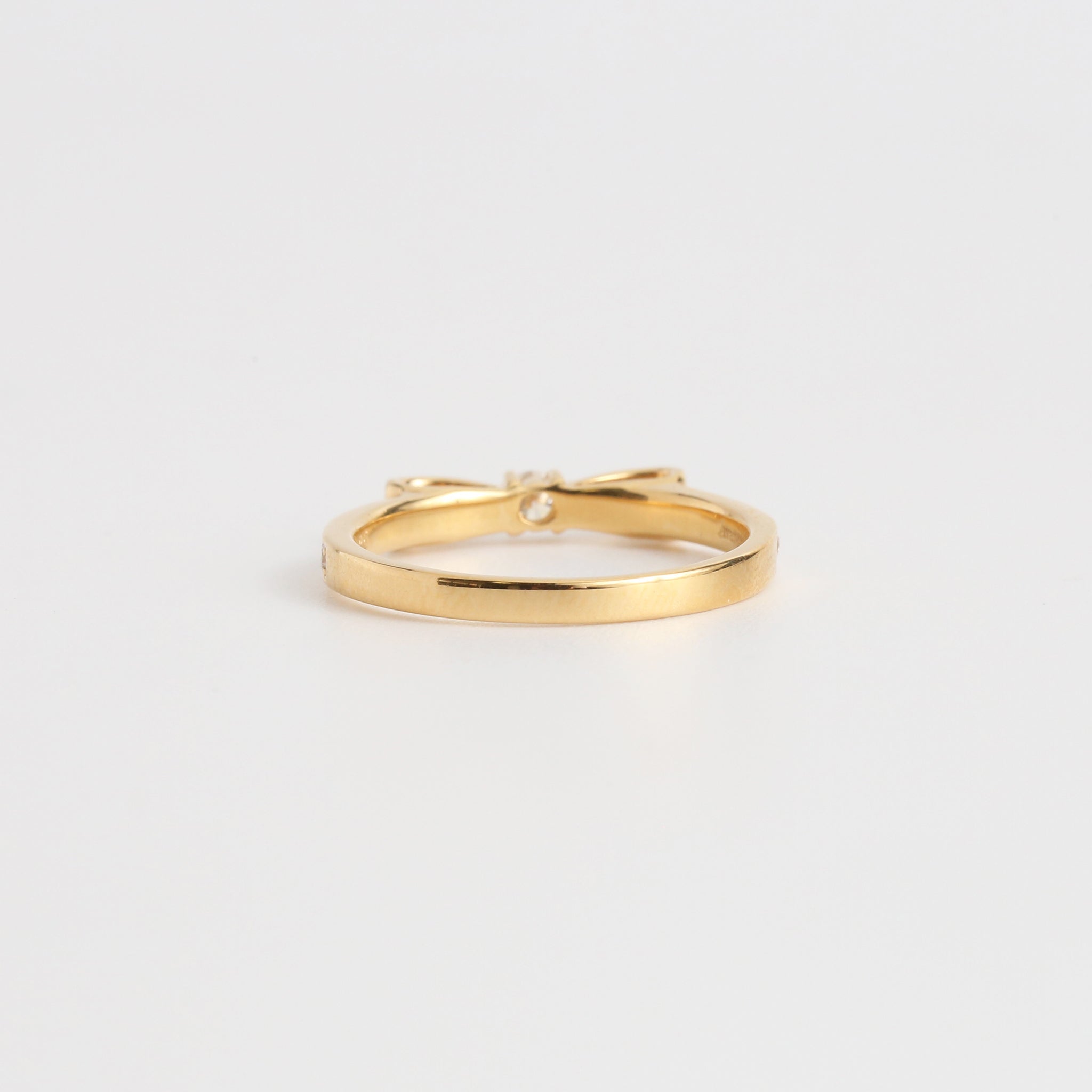 Ribbon Ring – AVARON