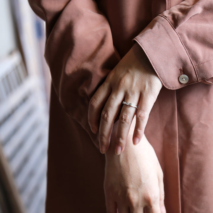 Ribbon Ring – AVARON