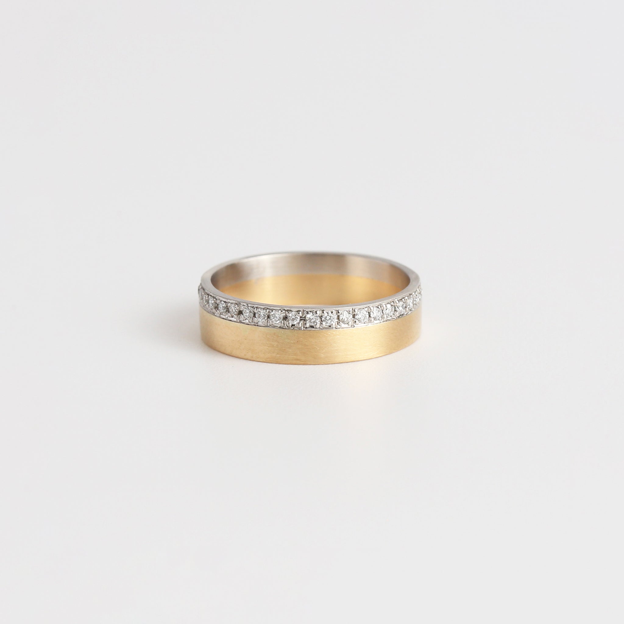 【訳あり】Avaron K10YG ダイヤモンド　フルエタニティリング　10号 訳あり】Avaron K10YG ダイヤモンド フルエタニティリング 10号