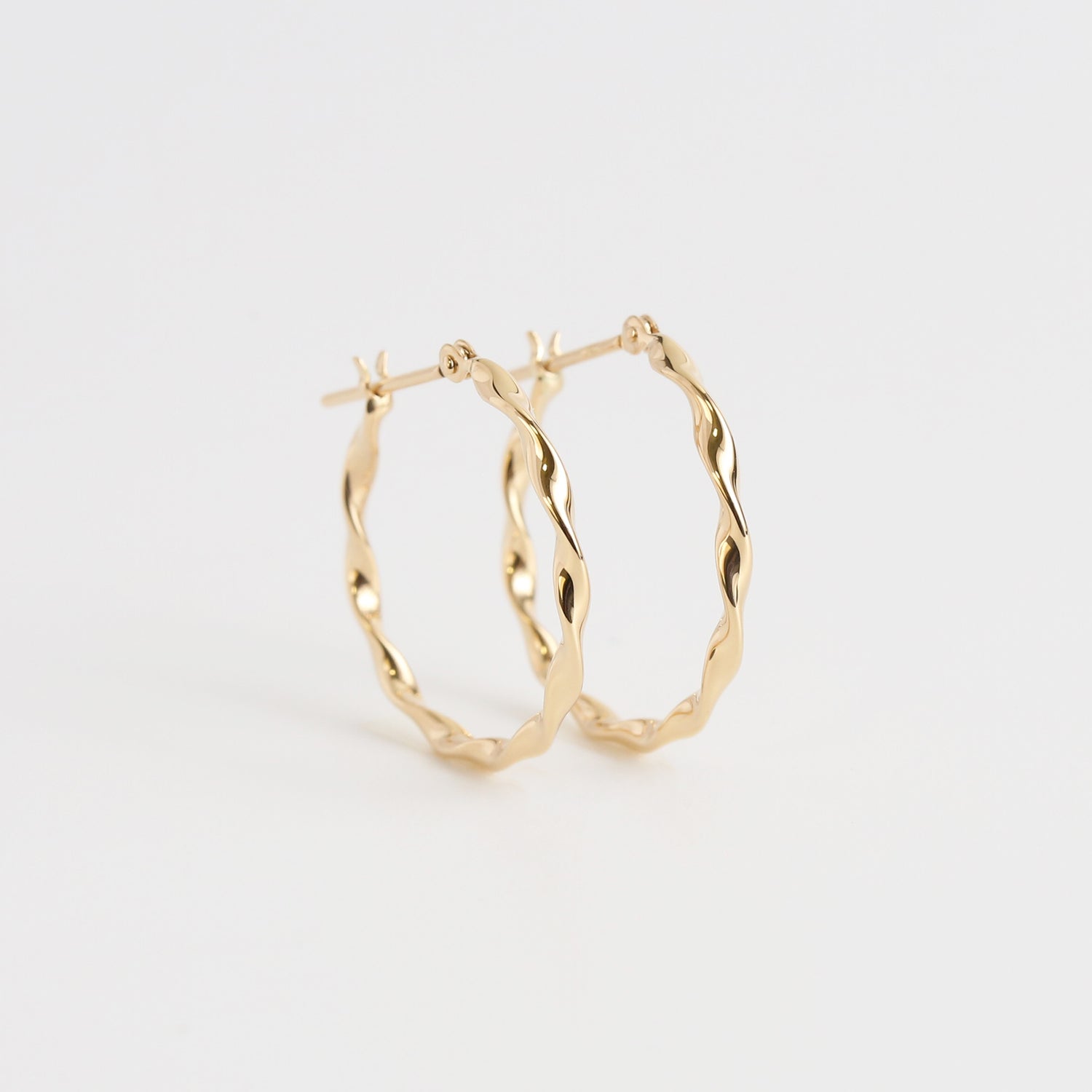 Elmoa Hoop Pierce S