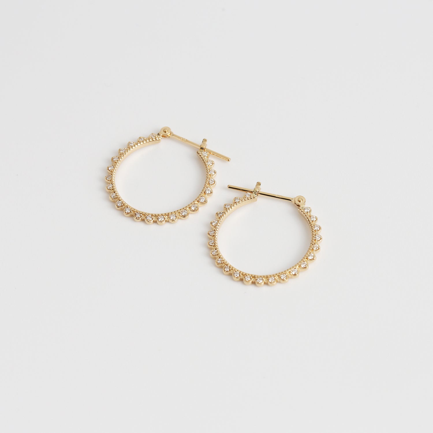 Villa Lace Hoop Pierce