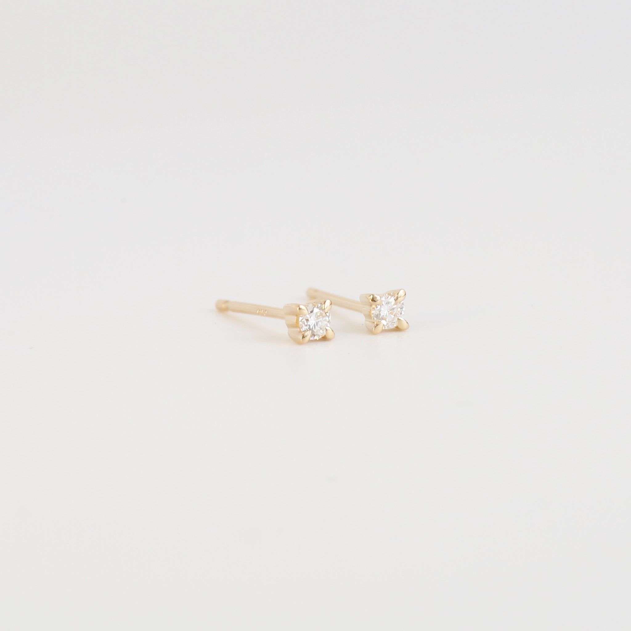 【美品】K18 ピアスパーツ ダイヤモンド avaron アヴァロン ピアス Avaron ダイヤモンド バー ピアス レディース K10 K18 Pt900