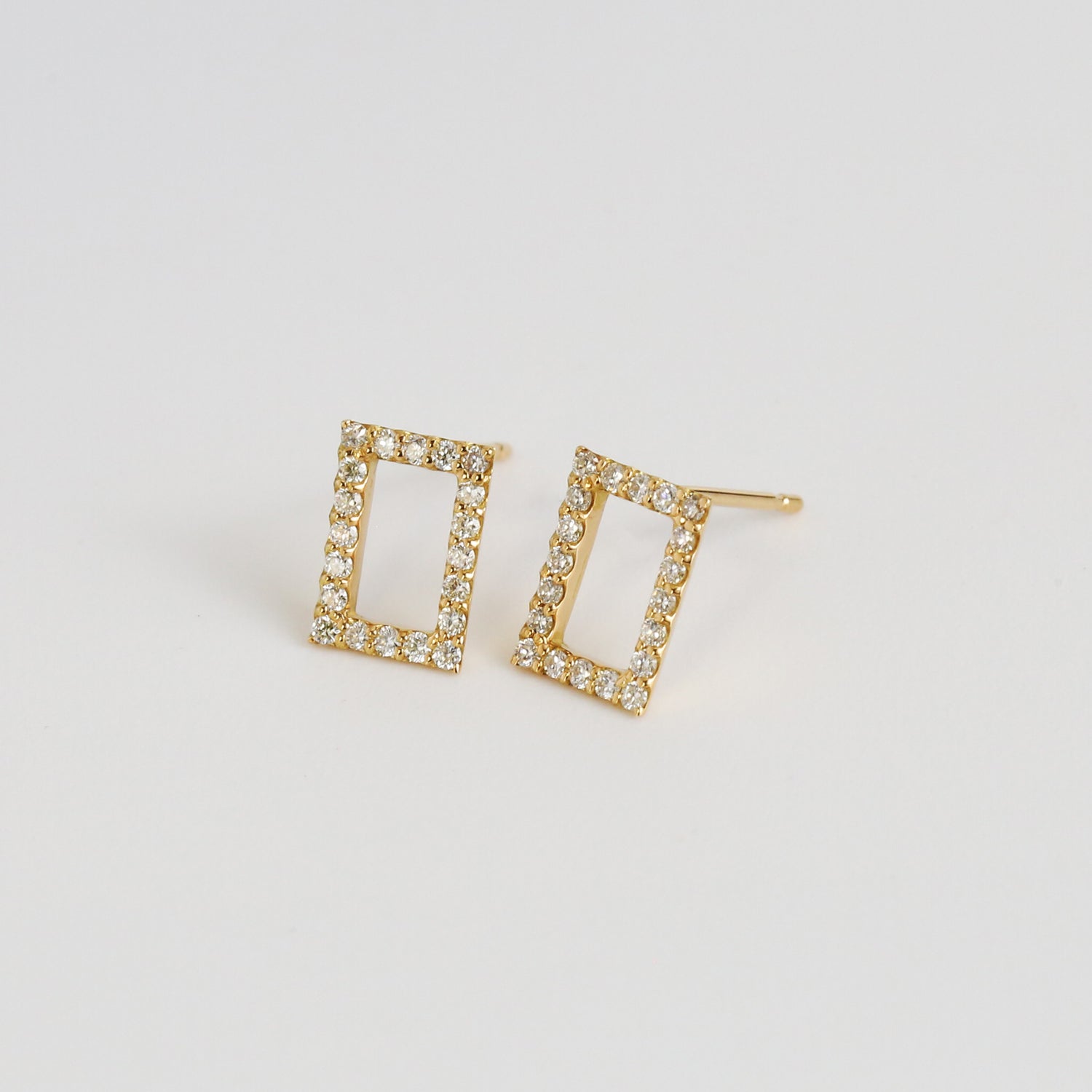 Rectangle Diamond Pierce