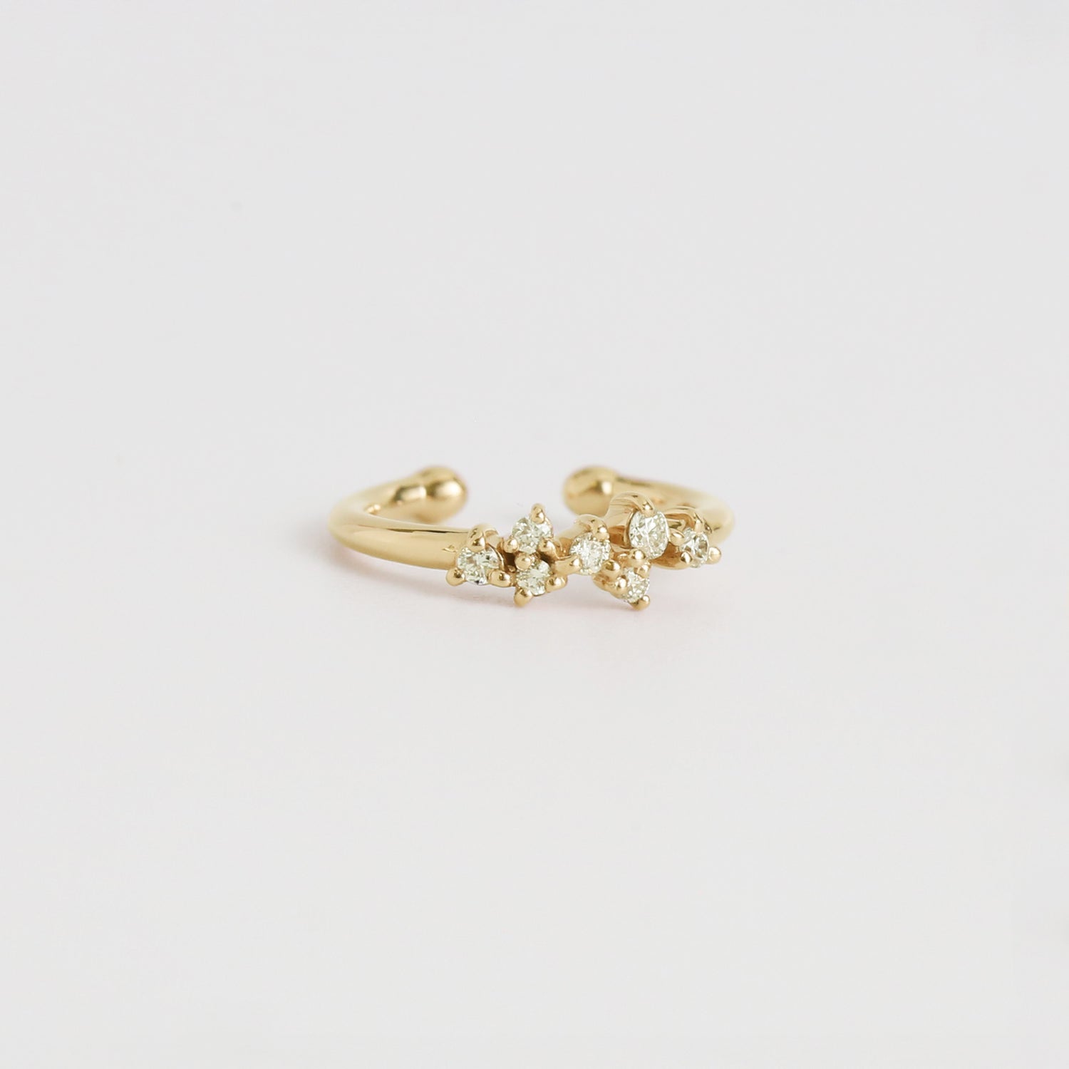 Grain Diamond Ear Cuff