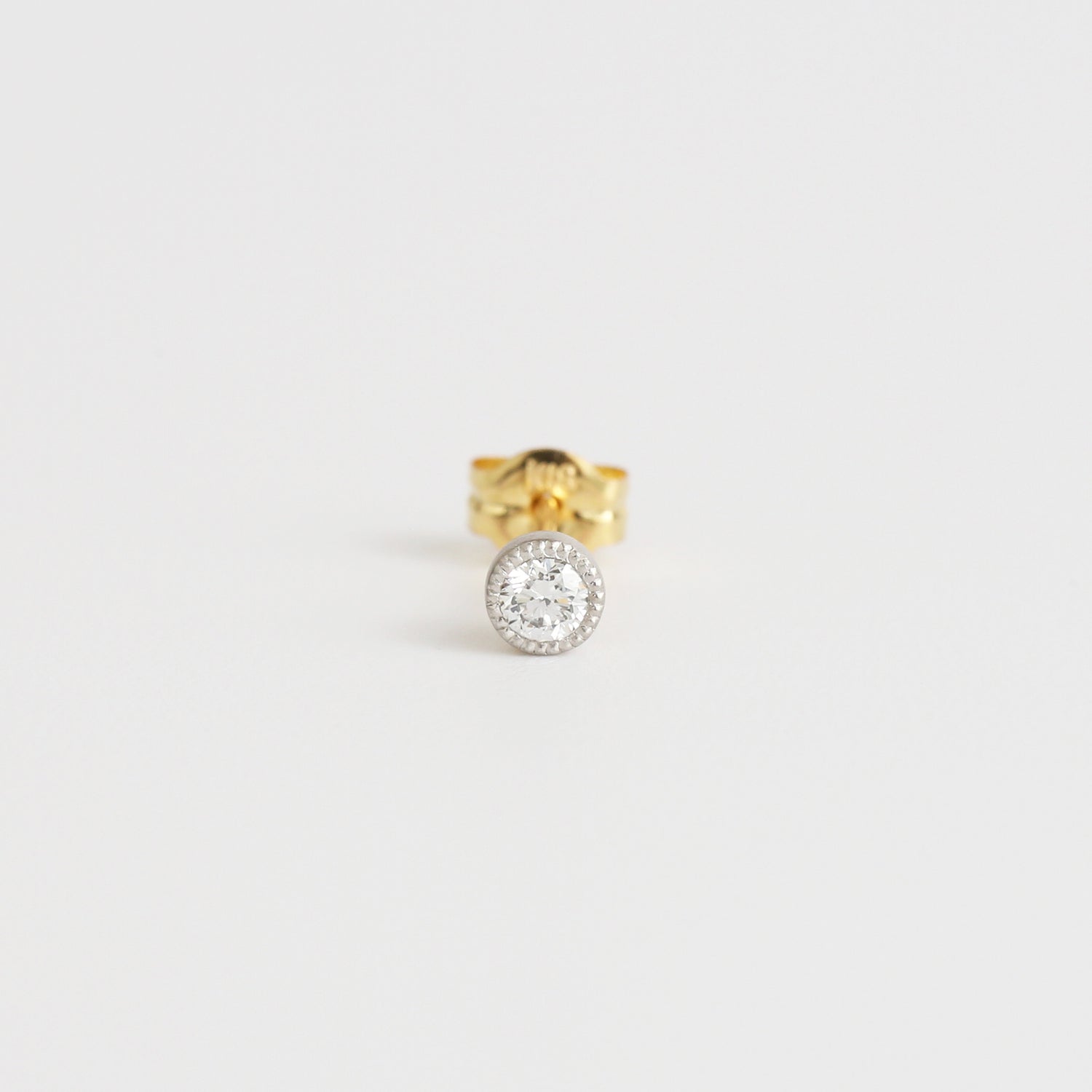 Grace Stud | Diamond Stud Pierce | Brilliant 0.07ct