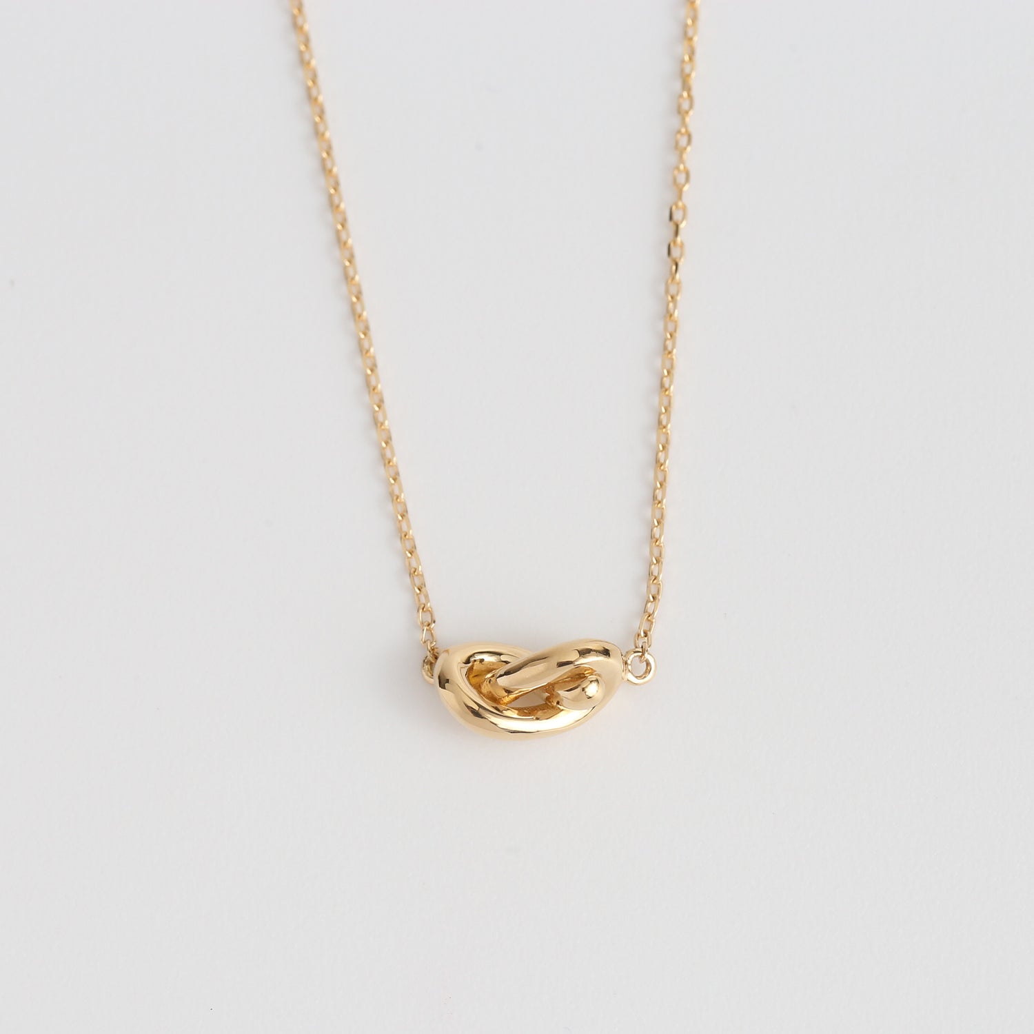 Knot Necklace