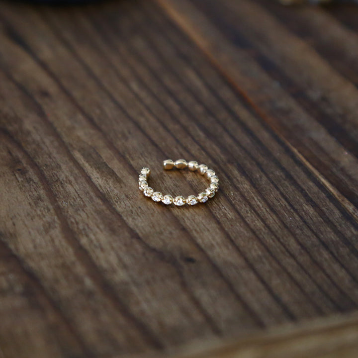 Cres Ear cuff